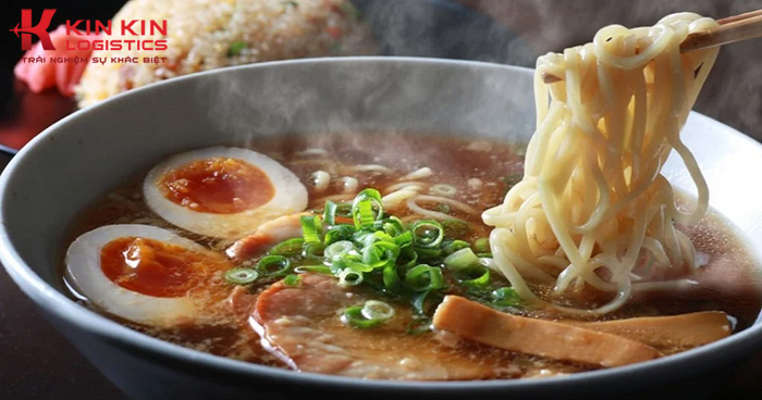 Trình bày món ăn thật đẹp mắt và thưởng thức